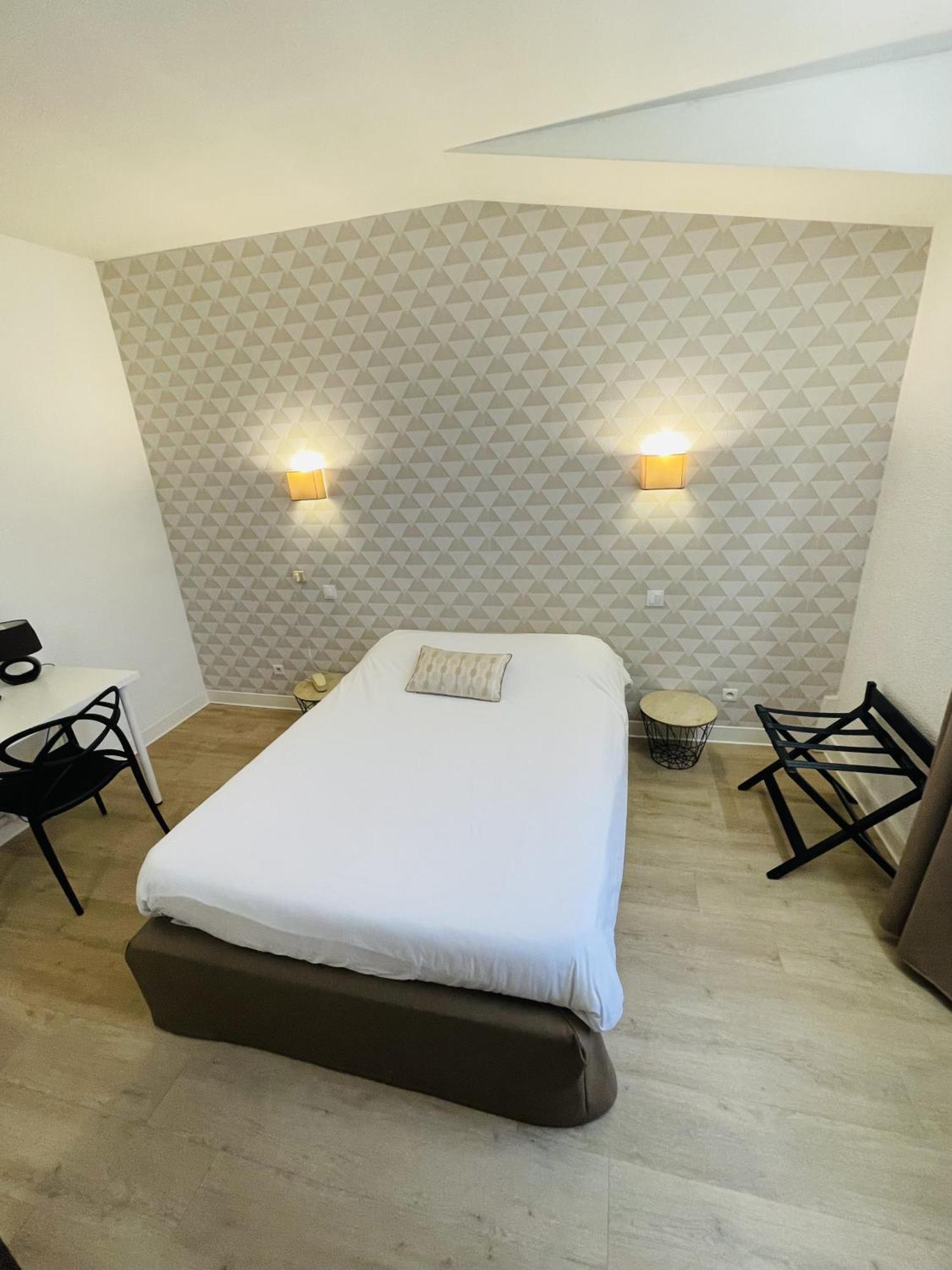 Hotel De La Loge بيربينيو المظهر الخارجي الصورة