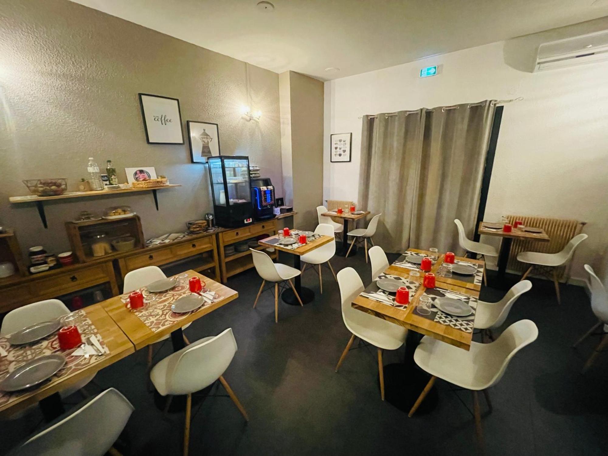 Hotel De La Loge بيربينيو المظهر الخارجي الصورة
